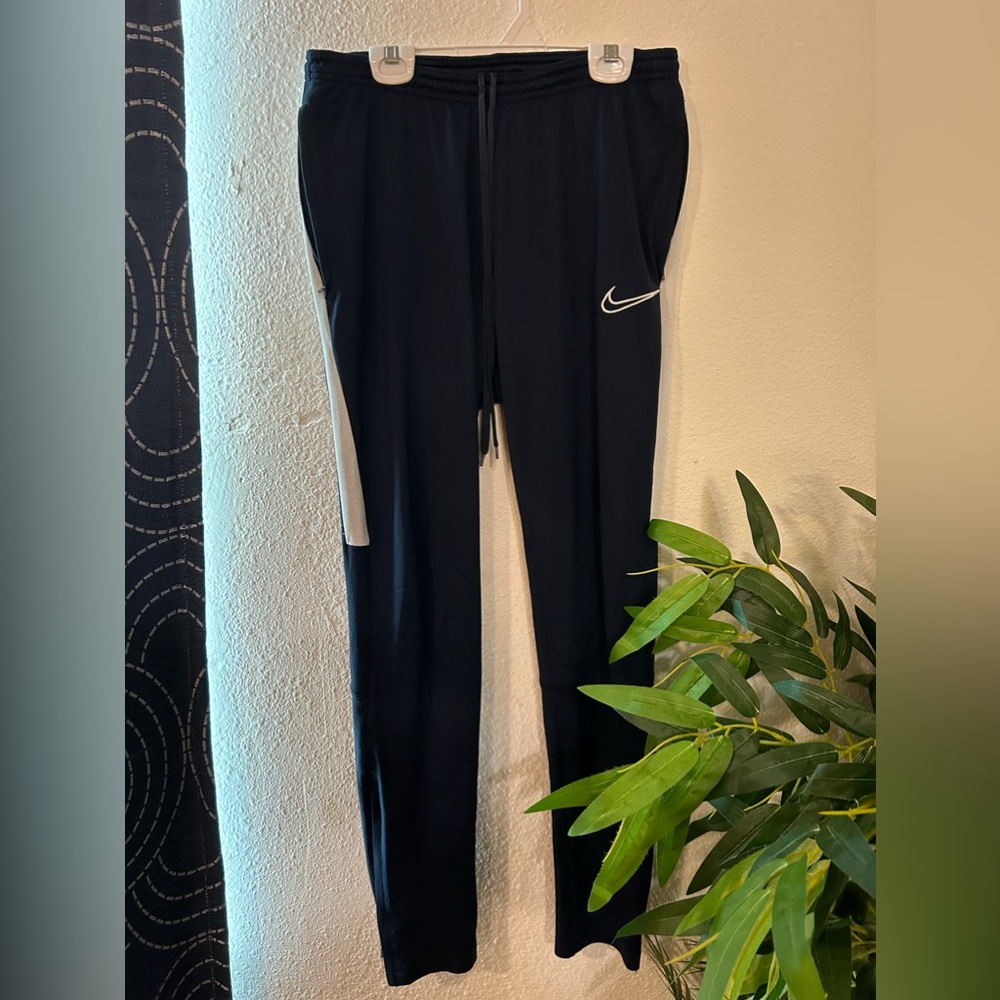 Nike Dri Fit Men’s Pants